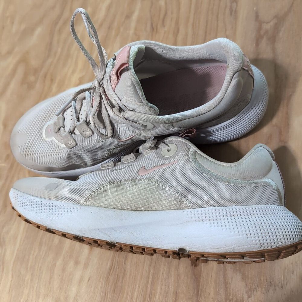 Nike React Escape Run Women's Running Shoes Size 6.5 CV3817-003
